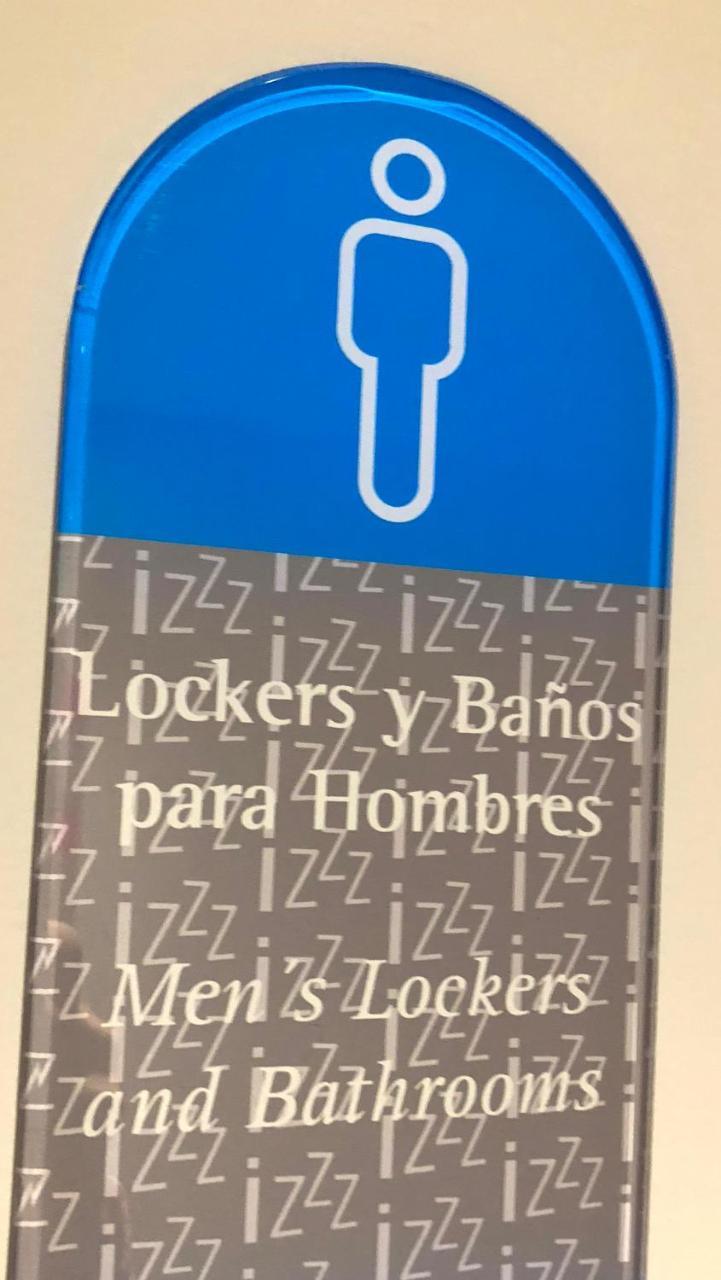 Izzzleep Aeropuerto Terminal 2 Hotel Mexico By Eksteriør billede