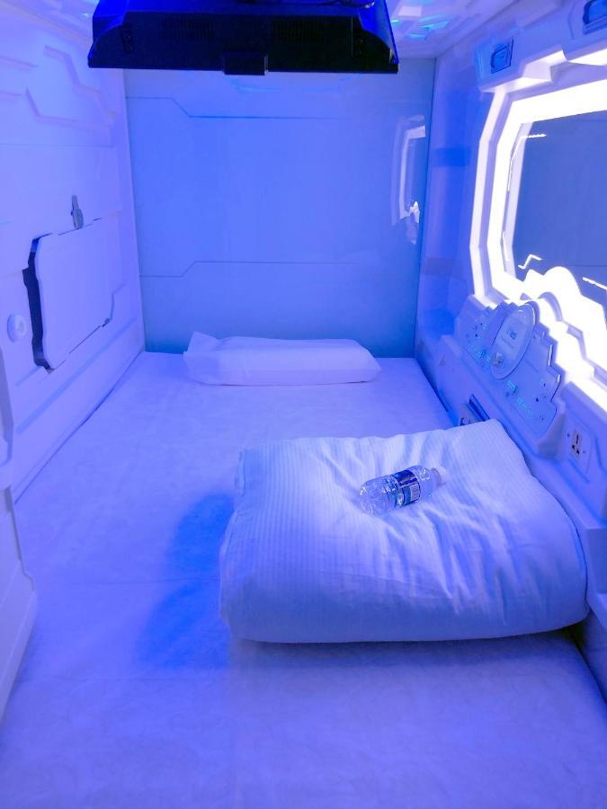 Izzzleep Aeropuerto Terminal 2 Hotel Mexico By Eksteriør billede